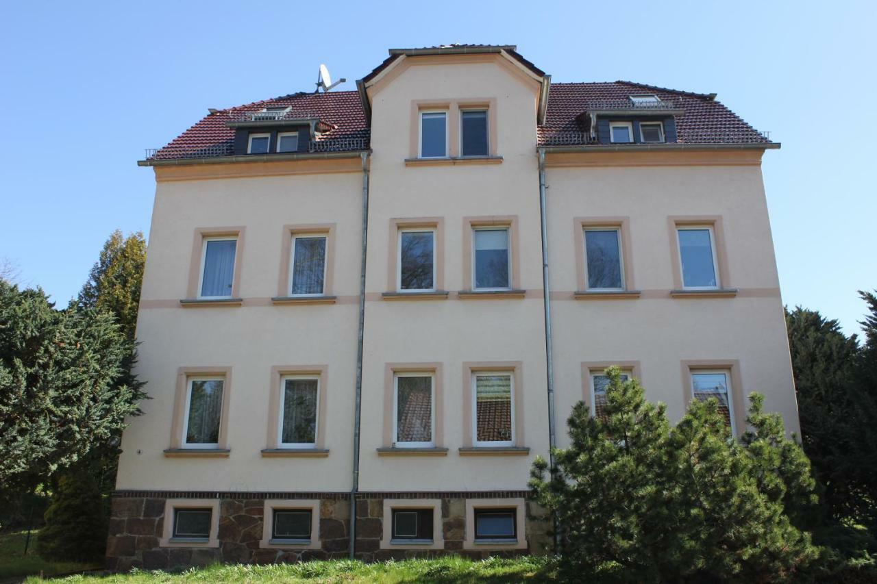 Gaestewohnung In Doebeln Bagian luar foto