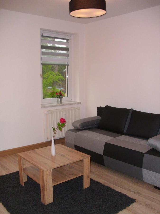 Gaestewohnung In Doebeln Bagian luar foto
